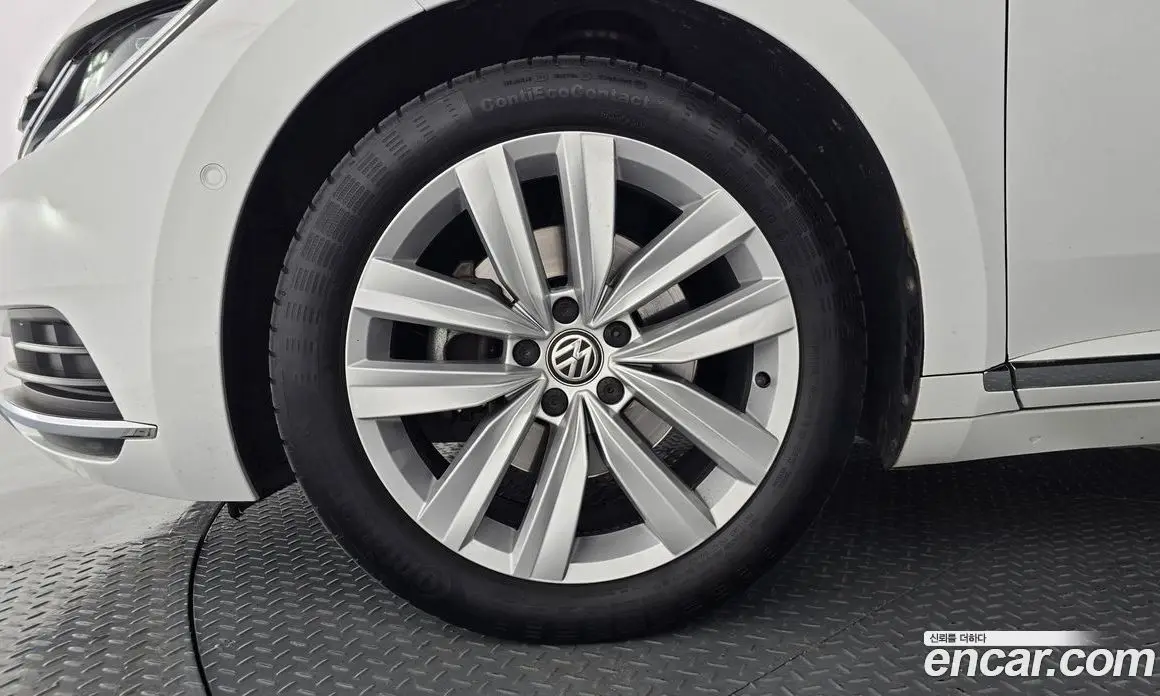 Volkswagen Arteon 2019 2.0 автомат (гидро), фото 5