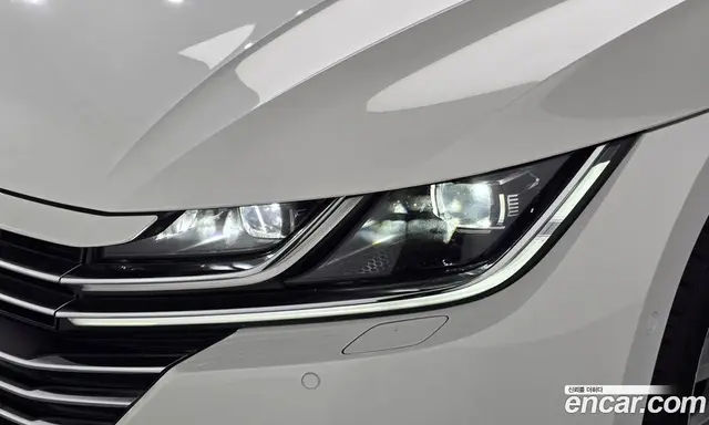 Volkswagen Arteon 2019 2.0 автомат (гидро), миниатюра 8