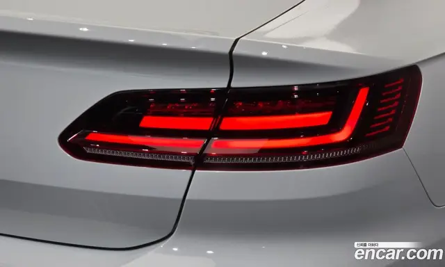Volkswagen Arteon 2019 2.0 автомат (гидро), миниатюра 9