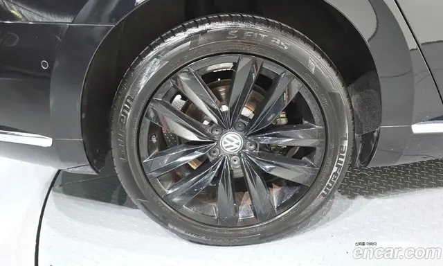 Volkswagen Arteon 2019 2.0 автомат (гидро), миниатюра 5 Volkswagen Arteon 2019 2.0 автомат (гидро), миниатюра 5
