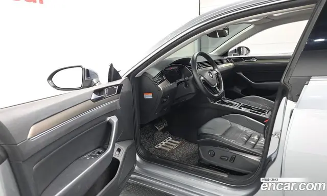 Volkswagen Arteon 2019 2.0 автомат (гидро), миниатюра 12