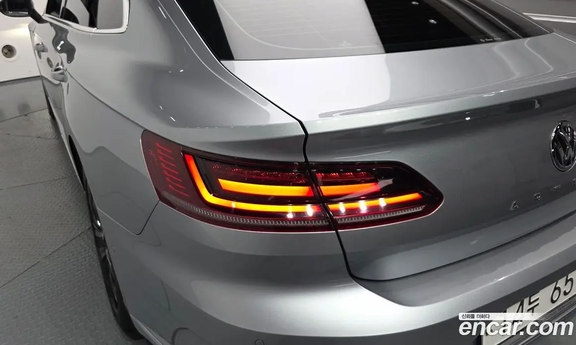 Volkswagen Arteon 2019 2.0 автомат (гидро), фото 8