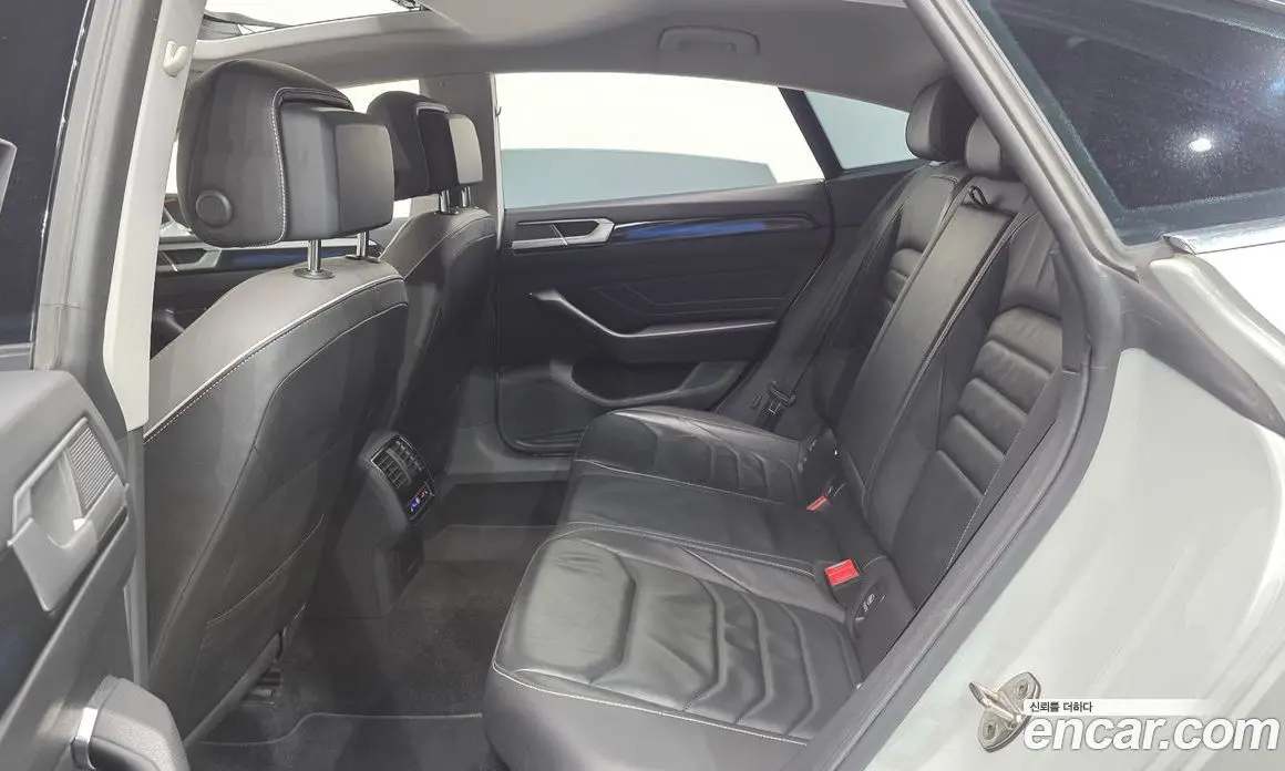Volkswagen Arteon 2022 2.0 автомат (гидро), фото 17 Volkswagen Arteon 2022 2.0 автомат (гидро), фото 17