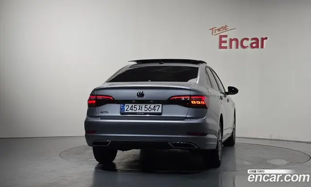 Volkswagen Jetta 2021 1.4 автомат (гидро), миниатюра 3