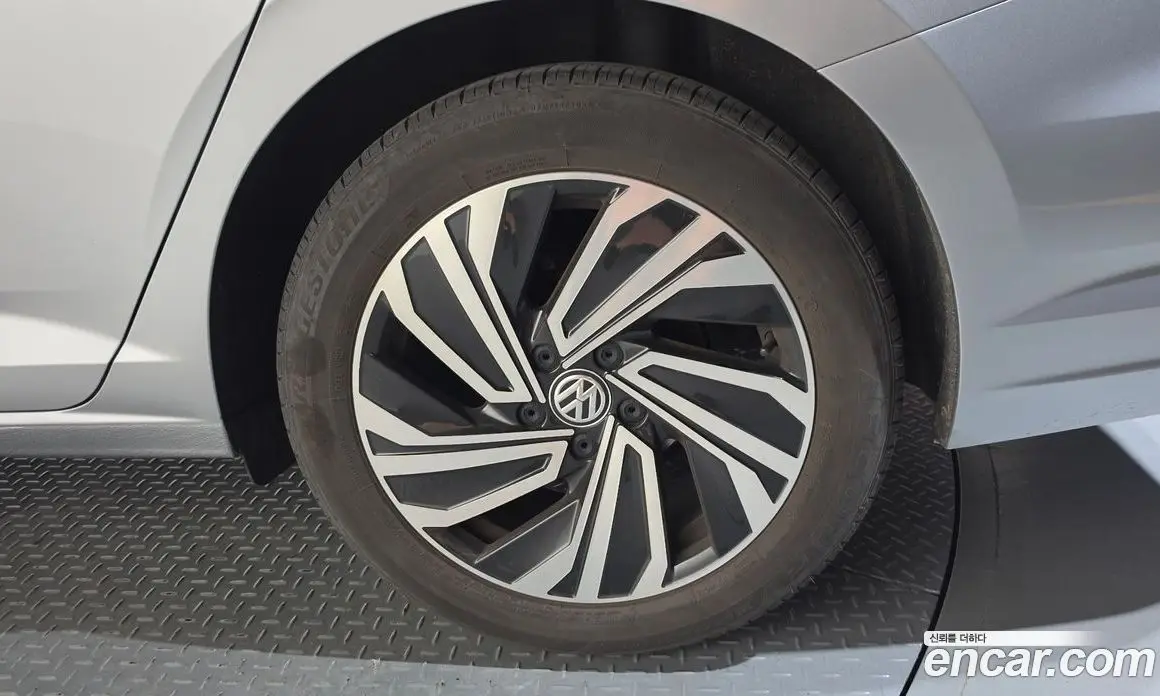 Volkswagen Jetta 2021 1.4 автомат (гидро), фото 6