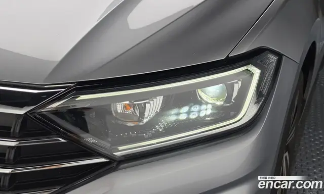 Volkswagen Jetta 2021 1.4 автомат (гидро), миниатюра 7
