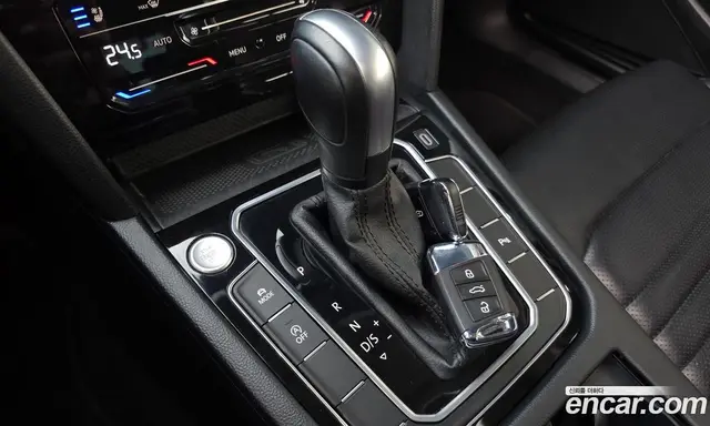 Volkswagen Passat 2022 2.0 автомат (гидро), миниатюра 12