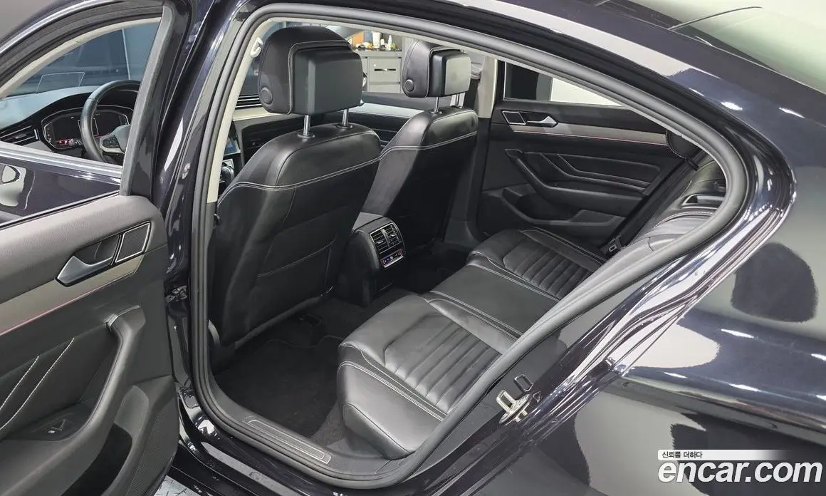 Volkswagen Passat 2022 2.0 автомат (гидро), фото 16 Volkswagen Passat 2022 2.0 автомат (гидро), фото 16
