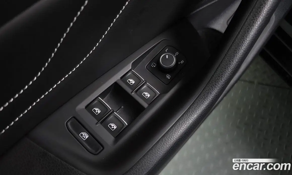 Volkswagen Passat 2022 2.0 автомат (гидро), фото 19 Volkswagen Passat 2022 2.0 автомат (гидро), фото 19