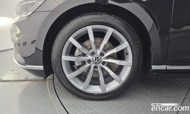 Volkswagen Passat 2022 2.0 автомат (гидро), миниатюра 5 Volkswagen Passat 2022 2.0 автомат (гидро), миниатюра 5