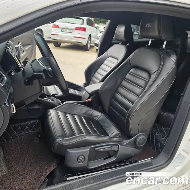 Volkswagen Scirocco 2012 2.0 автомат (гидро), миниатюра 11 Volkswagen Scirocco 2012 2.0 автомат (гидро), миниатюра 11