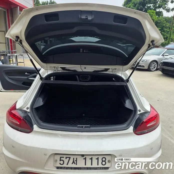 Volkswagen Scirocco 2012 2.0 автомат (гидро), фото 15 Volkswagen Scirocco 2012 2.0 автомат (гидро), фото 15