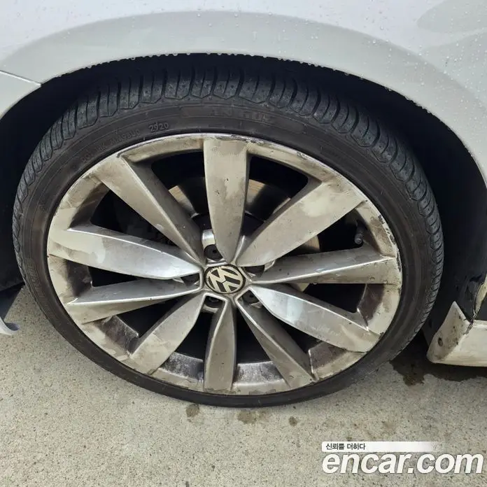 Volkswagen Scirocco 2012 2.0 автомат (гидро), фото 18 Volkswagen Scirocco 2012 2.0 автомат (гидро), фото 18