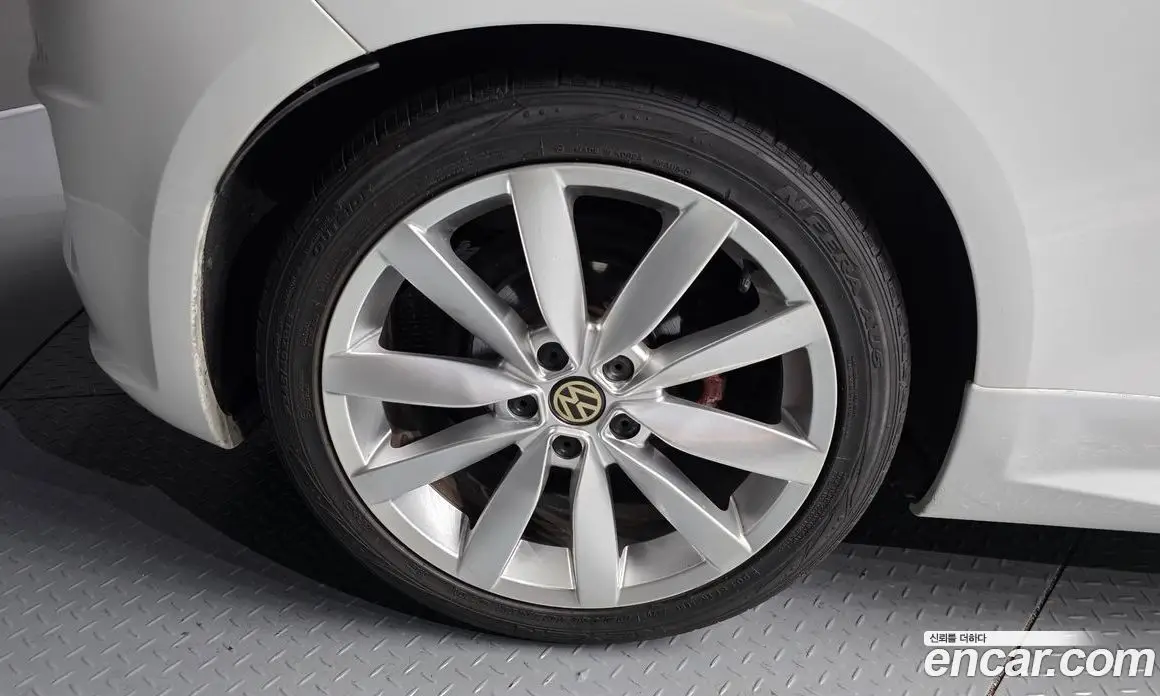 Volkswagen Scirocco 2015 2.0 автомат (гидро), фото 5