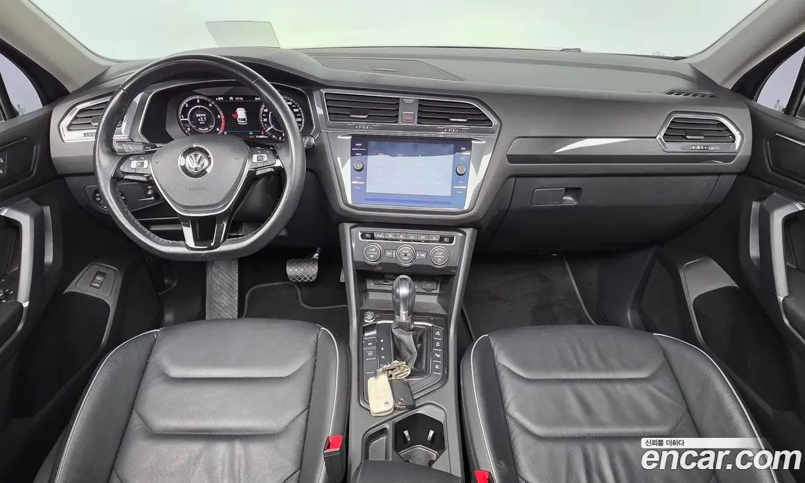 Volkswagen Tiguan 2018 2.0 автомат (гидро), фото 10