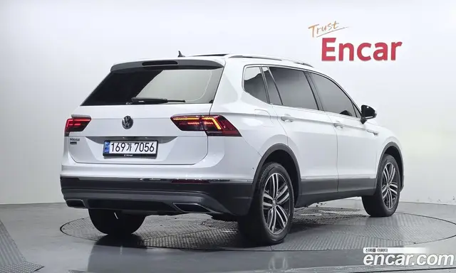 Volkswagen Tiguan 2020 2.0 автомат (гидро), миниатюра 2 Volkswagen Tiguan 2020 2.0 автомат (гидро), миниатюра 2
