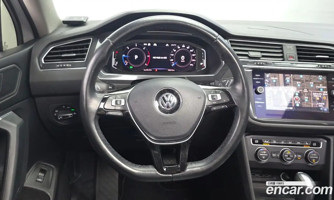 Volkswagen Tiguan 2020 2.0 автомат (гидро), фото 19 Volkswagen Tiguan 2020 2.0 автомат (гидро), фото 19