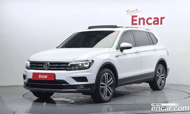 Volkswagen Tiguan 2020 2.0 автомат (гидро), миниатюра 3 Volkswagen Tiguan 2020 2.0 автомат (гидро), миниатюра 3