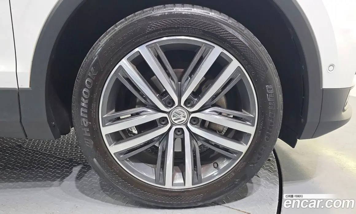 Volkswagen Tiguan 2020 2.0 автомат (гидро), фото 7 Volkswagen Tiguan 2020 2.0 автомат (гидро), фото 7