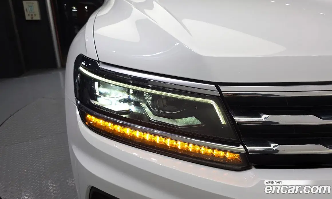Volkswagen Tiguan 2020 2.0 автомат (гидро), фото 8 Volkswagen Tiguan 2020 2.0 автомат (гидро), фото 8