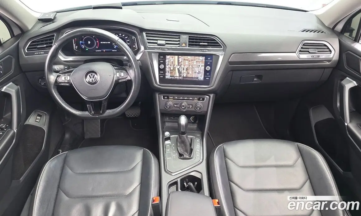 Volkswagen Tiguan 2020 2.0 автомат (гидро), фото 10 Volkswagen Tiguan 2020 2.0 автомат (гидро), фото 10