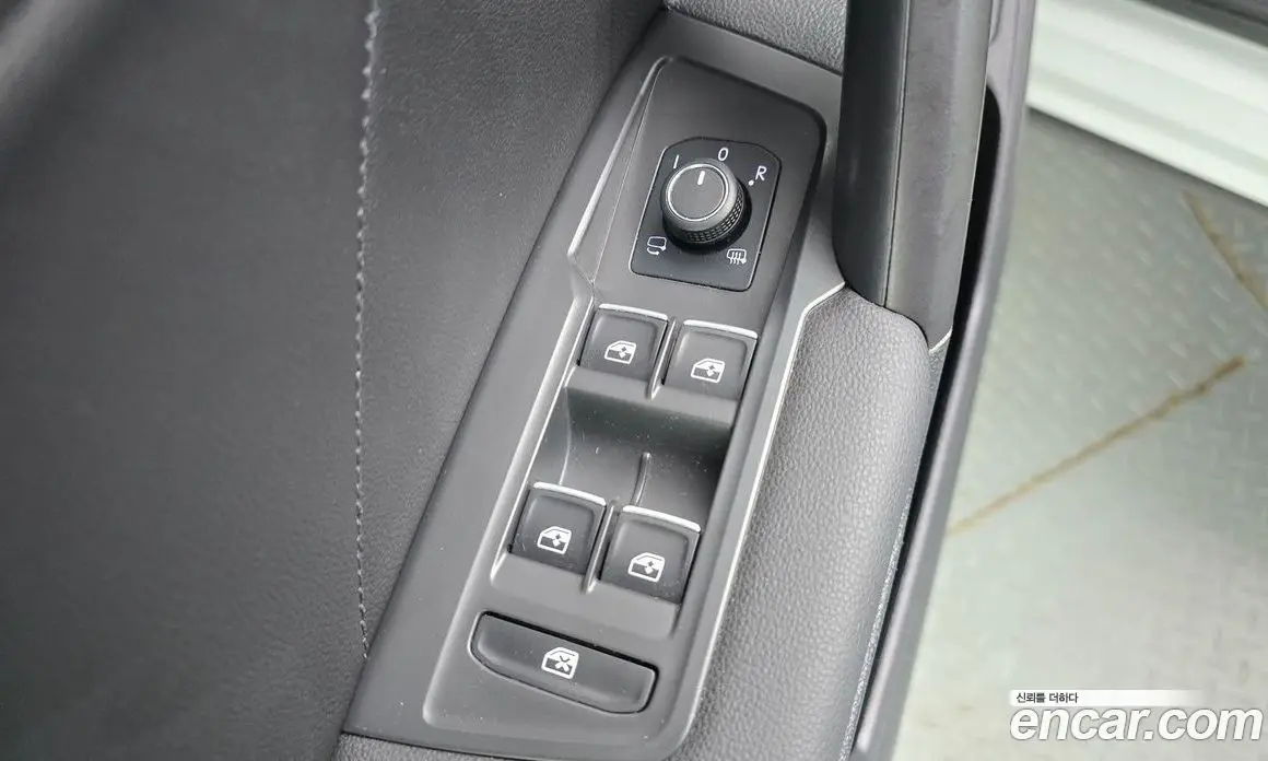 Volkswagen Tiguan 2022 2.0 автомат (гидро), фото 16