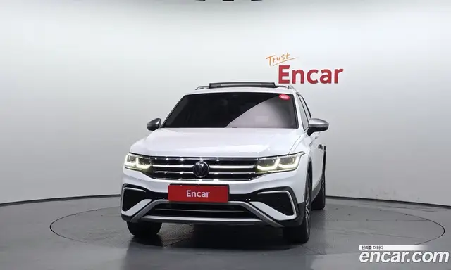Volkswagen Tiguan 2022 2.0 автомат (гидро), миниатюра 3