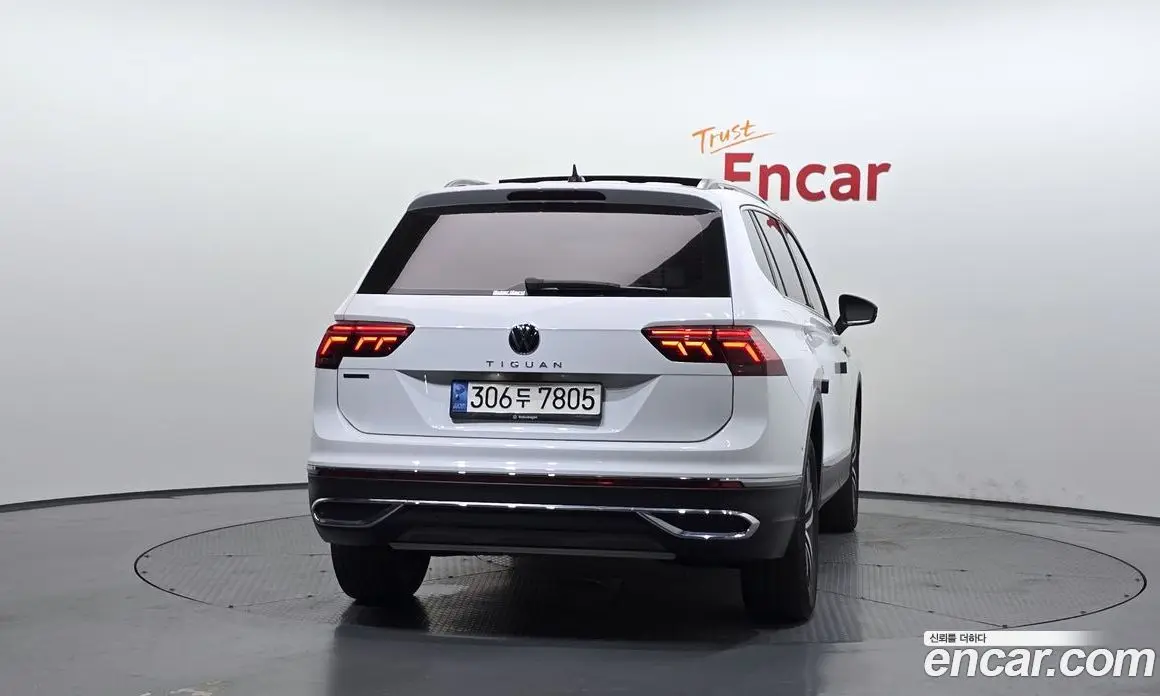 Volkswagen Tiguan 2022 2.0 автомат (гидро), фото 4