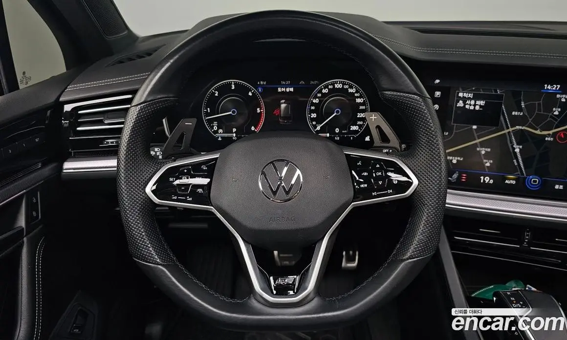Volkswagen Touareg 2020 3.0 автомат (гидро), фото 18