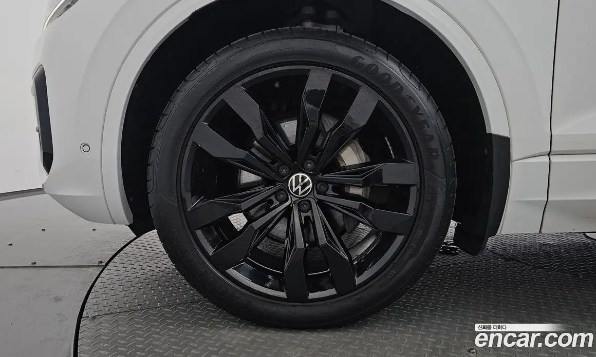 Volkswagen Touareg 2020 3.0 автомат (гидро), фото 4