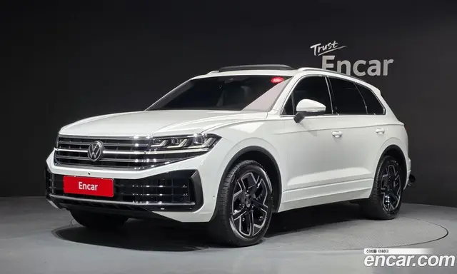 Volkswagen Touareg, 2025, 14 897 км Volkswagen Touareg, 2025, 14 897 км