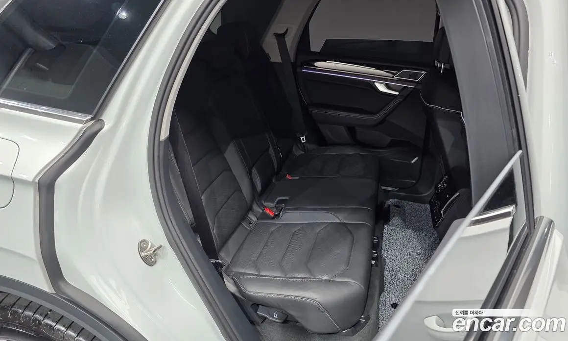 Volkswagen Touareg 2025 3.0 автомат (гидро), фото 16