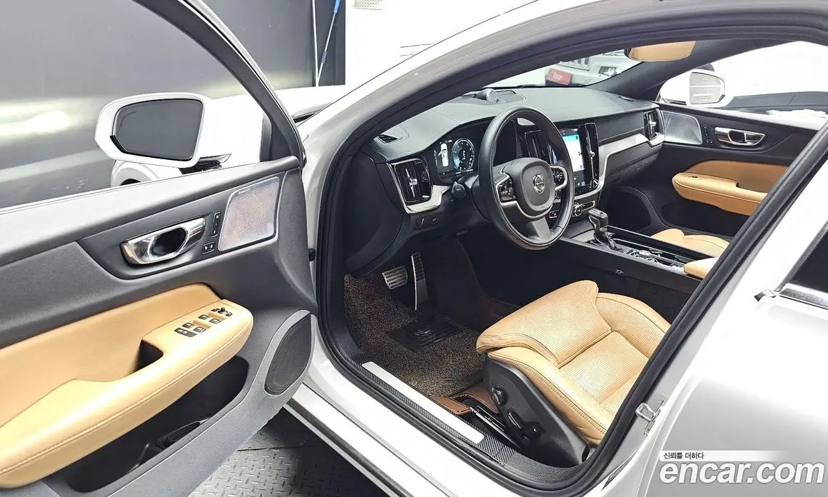 Volvo S60 2020 2.0 автомат (гидро), фото 13 Volvo S60 2020 2.0 автомат (гидро), фото 13