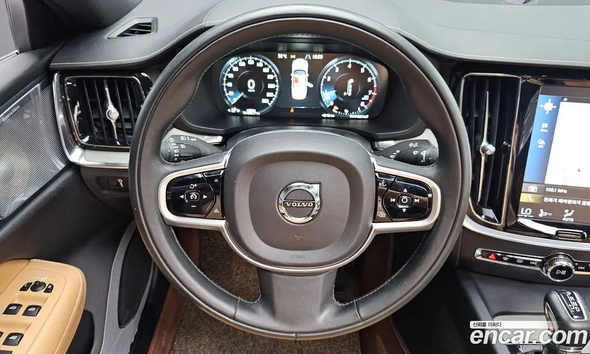 Volvo S60 2020 2.0 автомат (гидро), фото 18 Volvo S60 2020 2.0 автомат (гидро), фото 18