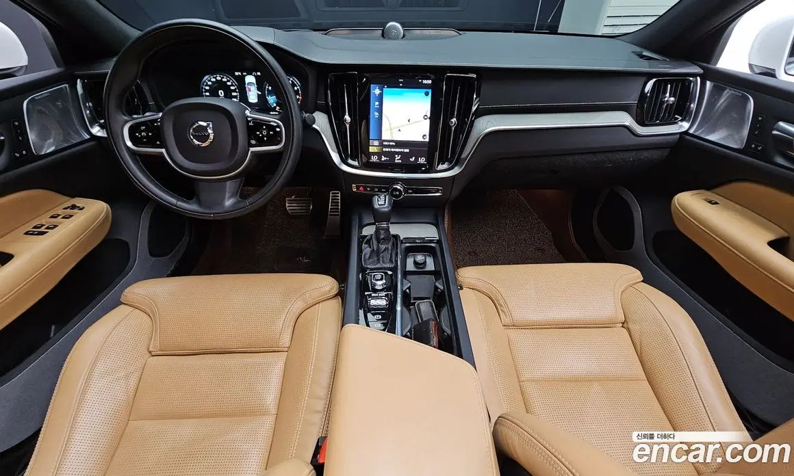 Volvo S60 2020 2.0 автомат (гидро), фото 10 Volvo S60 2020 2.0 автомат (гидро), фото 10