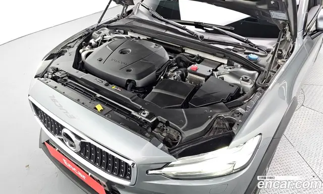 Volvo V60 2020 2.0 автомат (гидро), миниатюра 6 Volvo V60 2020 2.0 автомат (гидро), миниатюра 6