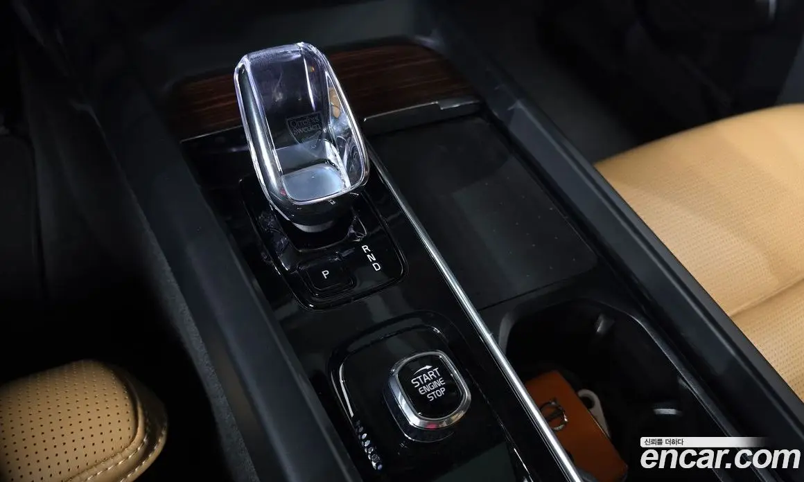 Volvo V60 2023 2.0 автомат (гидро), фото 12