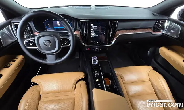Volvo V60 2023 2.0 автомат (гидро), миниатюра 10