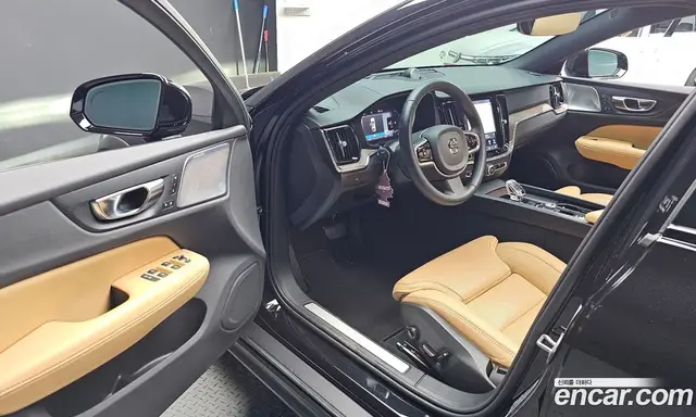 Volvo V60 2025 2.0 автомат (гидро), миниатюра 12