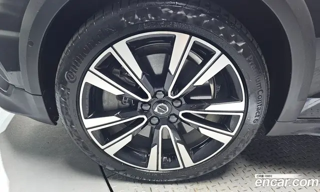 Volvo V60 2025 2.0 автомат (гидро), миниатюра 4