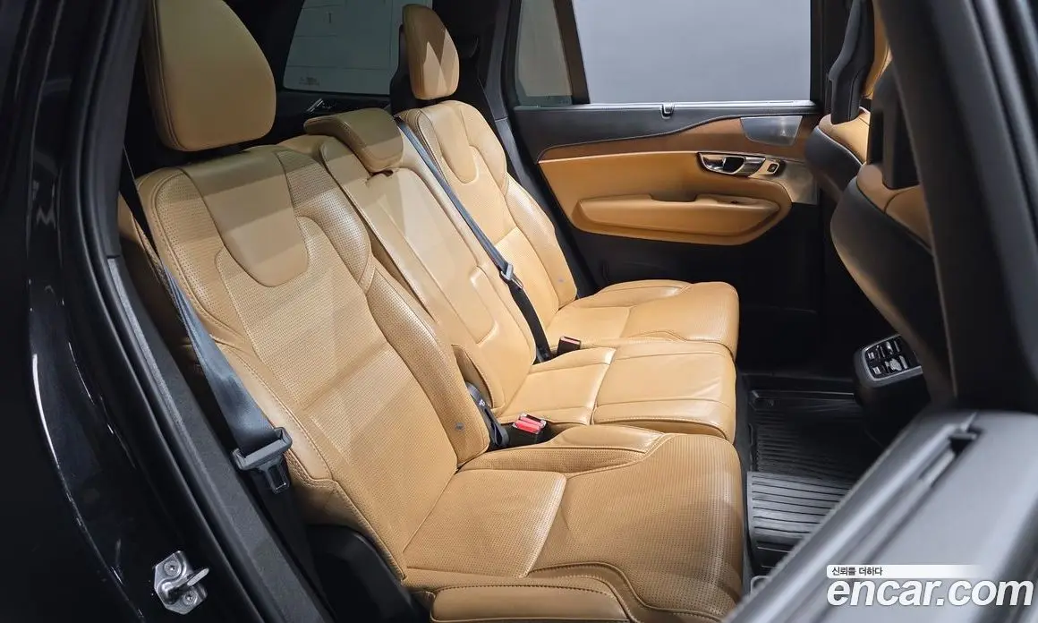Volvo XC90 2020 2.0 автомат (гидро), фото 17 Volvo XC90 2020 2.0 автомат (гидро), фото 17