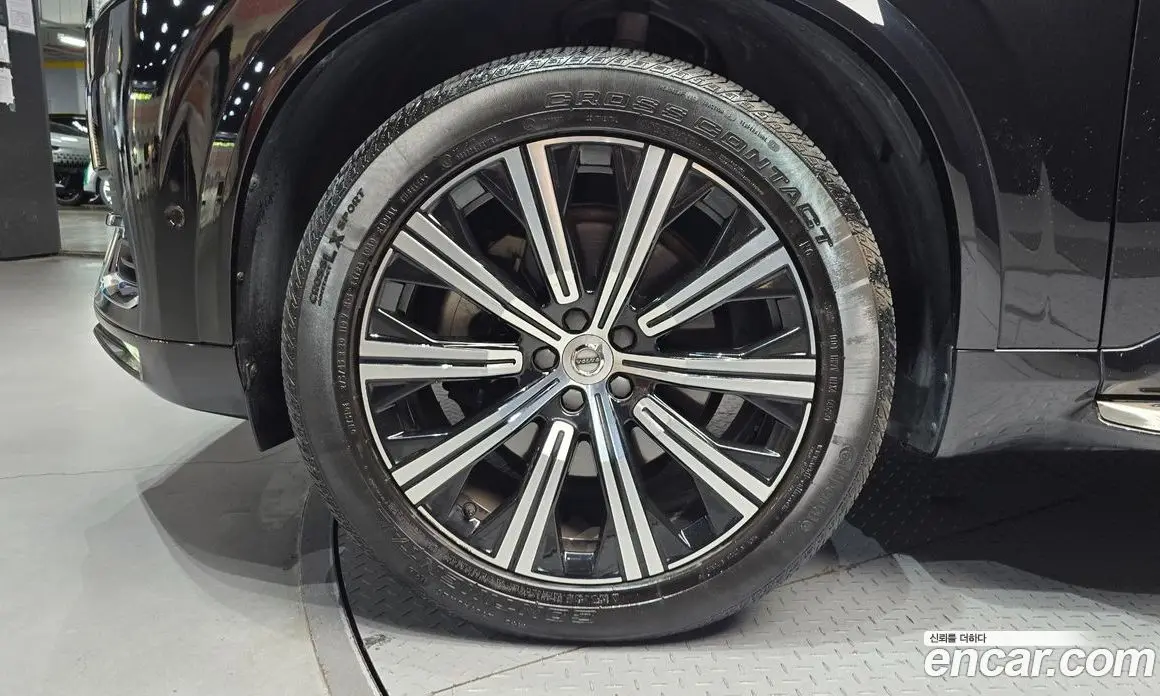 Volvo XC90 2020 2.0 автомат (гидро), фото 5 Volvo XC90 2020 2.0 автомат (гидро), фото 5