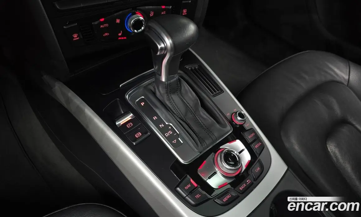 Audi A4 2015 2.0 автомат (гидро), фото 11