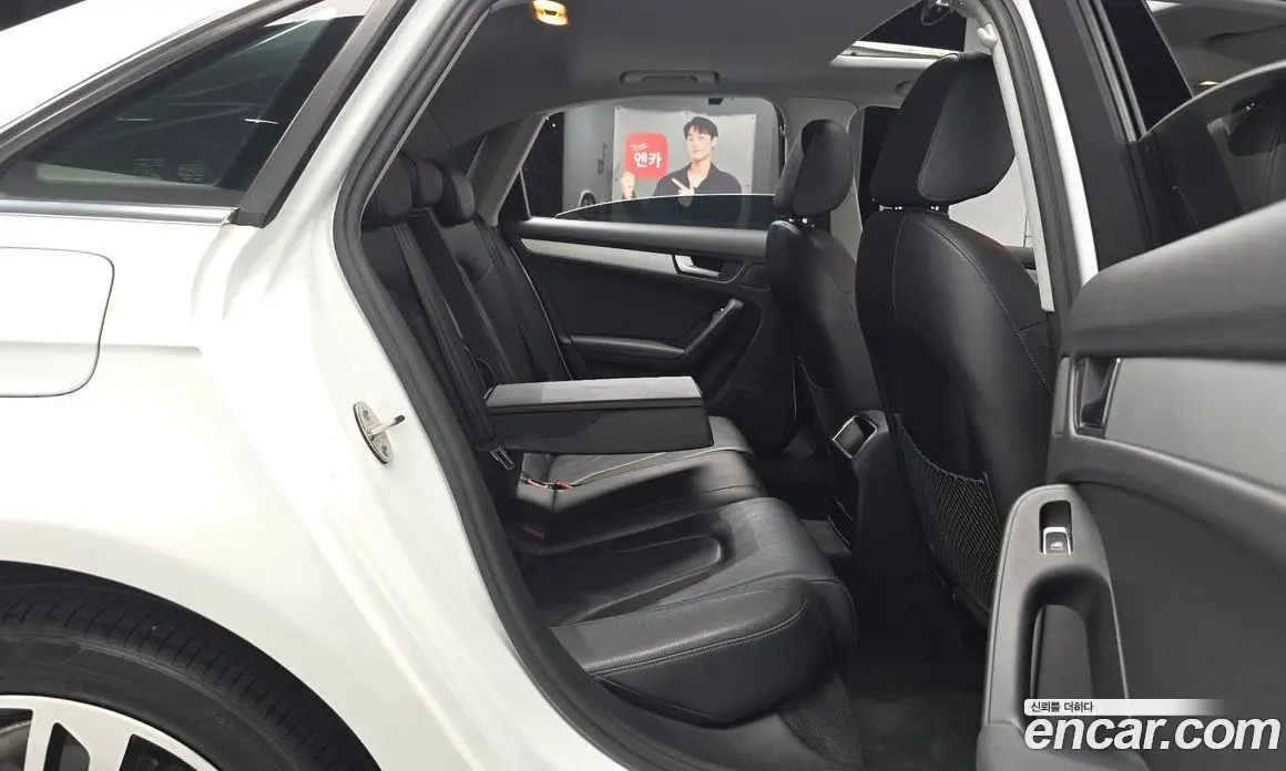 Audi A4 2015 2.0 автомат (гидро), фото 17