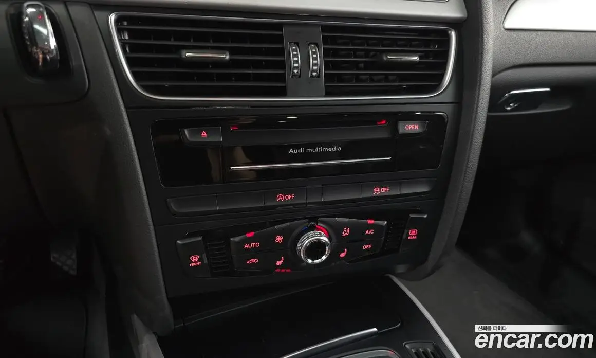 Audi A4 2015 2.0 автомат (гидро), фото 20