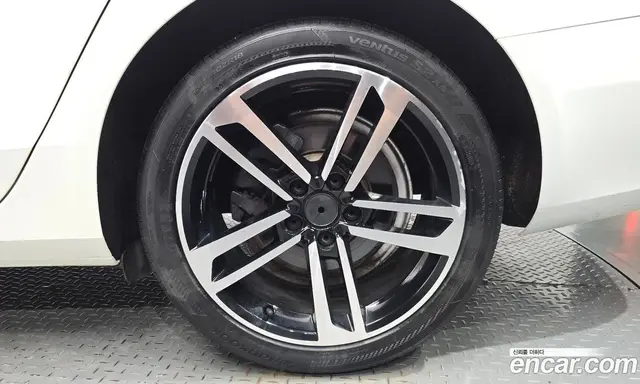 Audi A4 2015 2.0 автомат (гидро), миниатюра 6