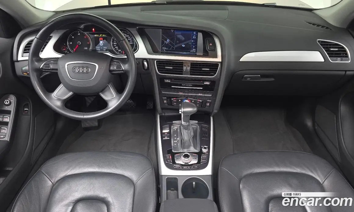 Audi A4 2015 2.0 автомат (гидро), фото 9