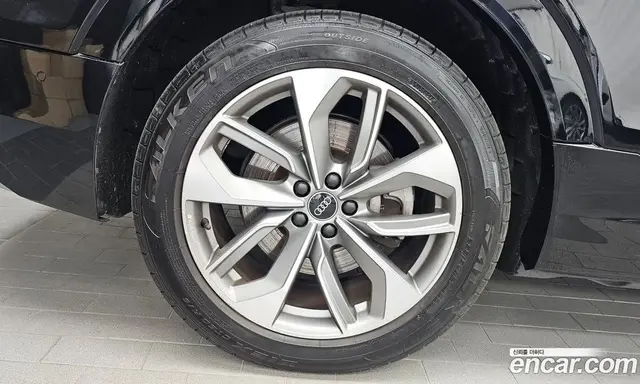 Audi e-tron 2022 0.2 автомат (гидро), миниатюра 5
