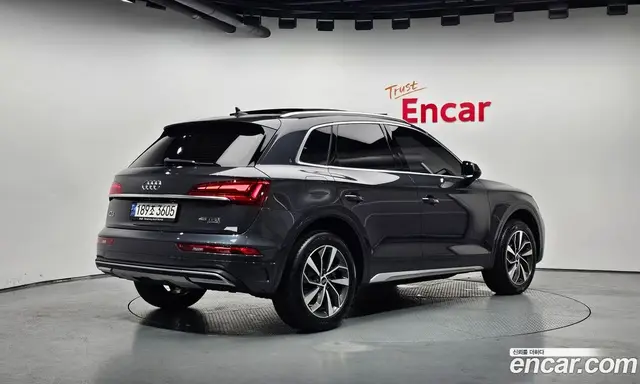Audi Q5 2023 2.0 автомат (гидро), миниатюра 2