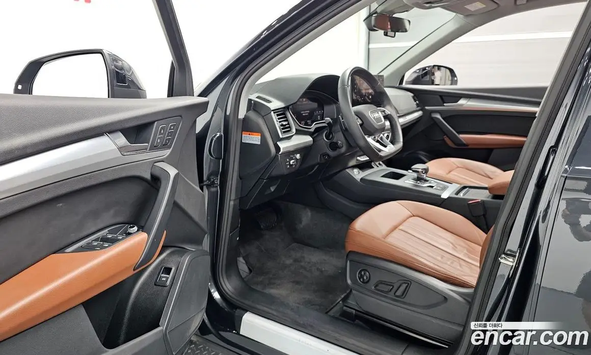 Audi Q5 2023 2.0 автомат (гидро), фото 13